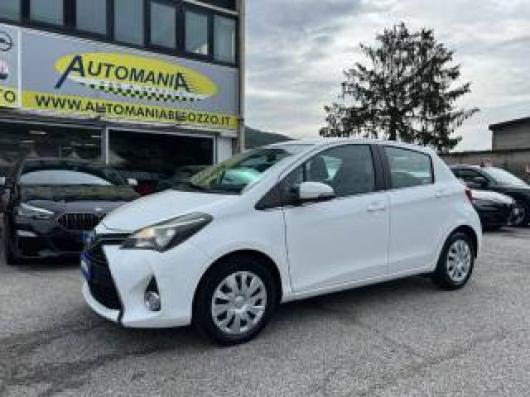 usato TOYOTA Yaris
