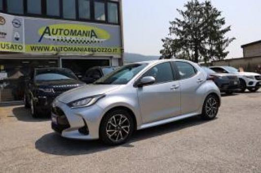 usato TOYOTA Yaris