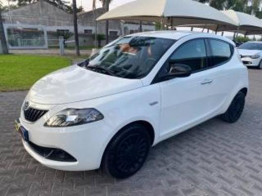 usato LANCIA Ypsilon