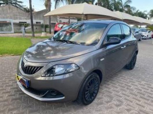 usato LANCIA Ypsilon