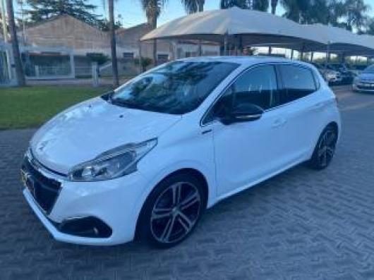 usato PEUGEOT 208