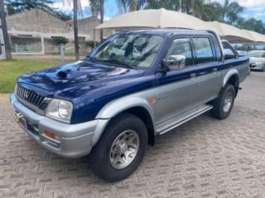 usato MITSUBISHI L200