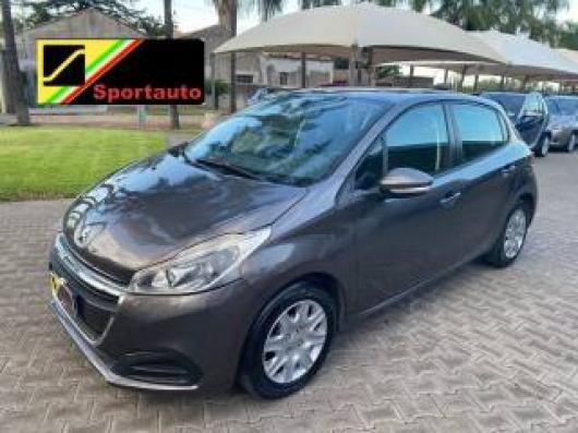 usato PEUGEOT 208