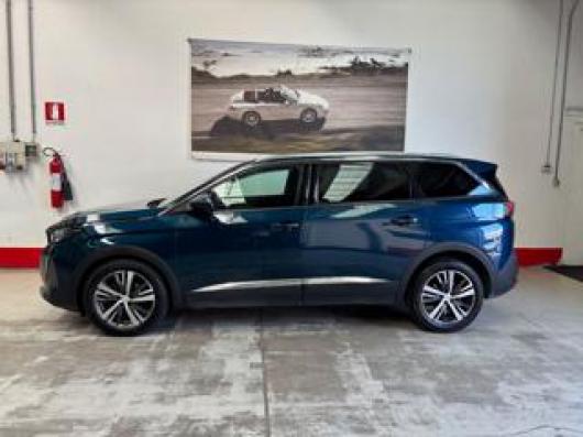usato PEUGEOT 5008