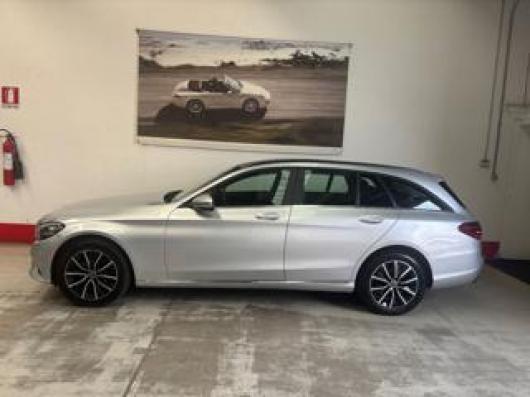 usato MERCEDES C 200
