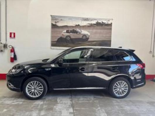 usato MITSUBISHI Outlander