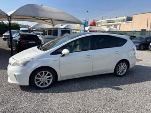 usato TOYOTA Prius+