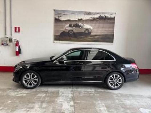usato MERCEDES C 200