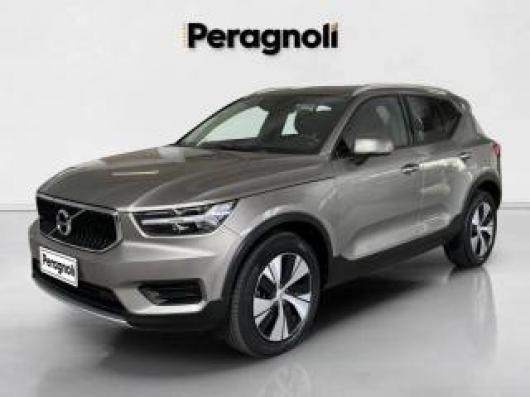 usato VOLVO XC40
