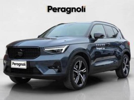usato VOLVO XC40