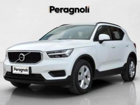 usato VOLVO XC40