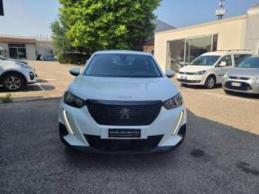 usato PEUGEOT 2008