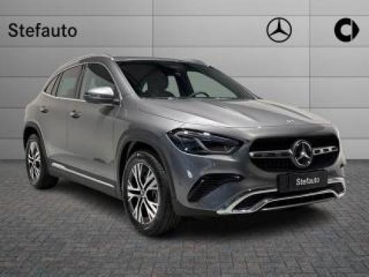 Km 0 MERCEDES GLA 200