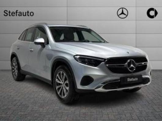 nuovo MERCEDES GLC 220