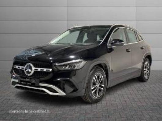 usato MERCEDES GLA 180
