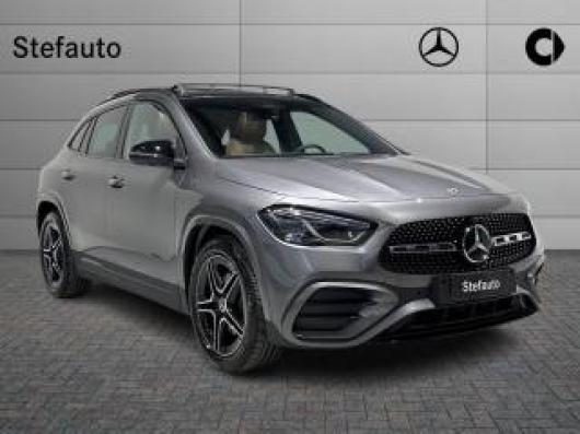 nuovo MERCEDES GLA 200