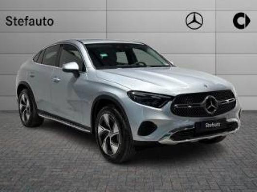 nuovo MERCEDES GLC 300