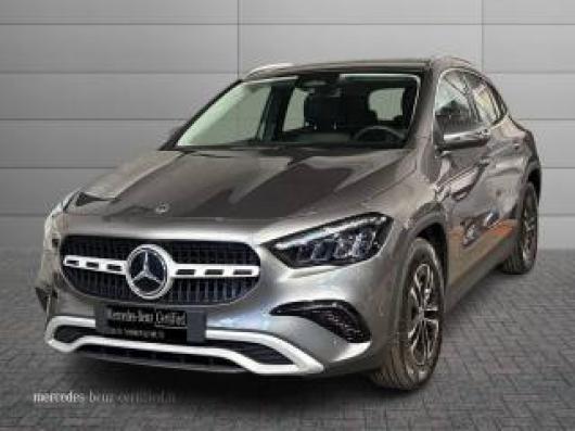 usato MERCEDES GLA 180