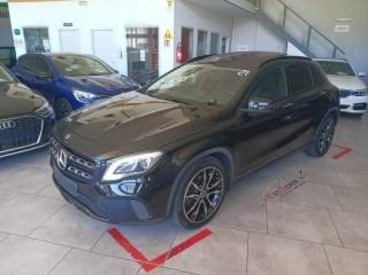 usato MERCEDES GLA 200