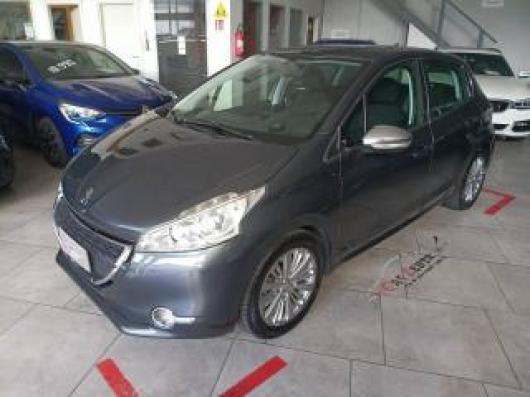 usato PEUGEOT 208