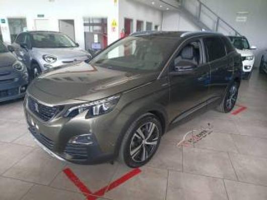 usato PEUGEOT 3008