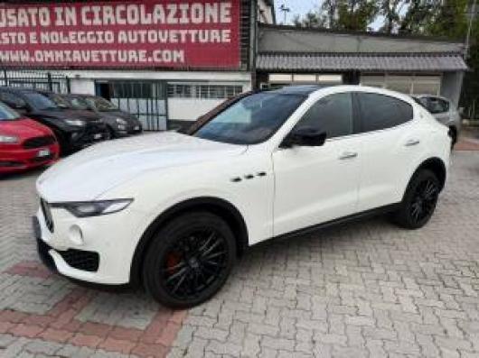 usato MASERATI Levante