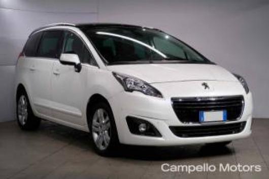 usato PEUGEOT 5008