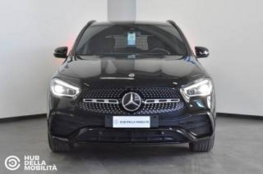 usato MERCEDES GLA 180