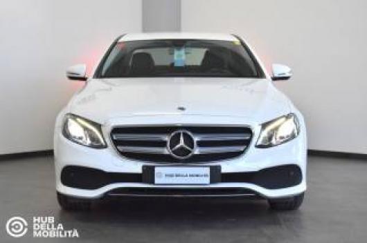 usato MERCEDES E 200
