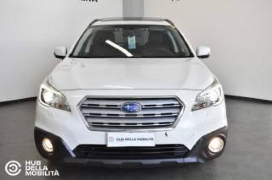 usato SUBARU OUTBACK