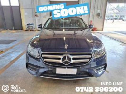 usato MERCEDES E 300