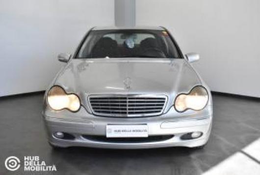 usato MERCEDES C 200
