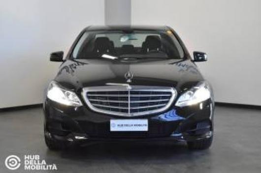 usato MERCEDES E 200