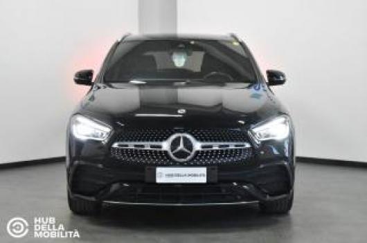 usato MERCEDES GLA 200