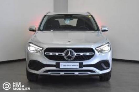 usato MERCEDES GLA 200