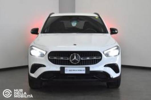 usato MERCEDES GLA 200