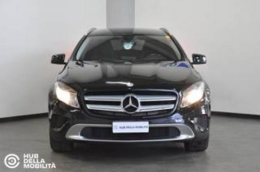 usato MERCEDES GLA 180