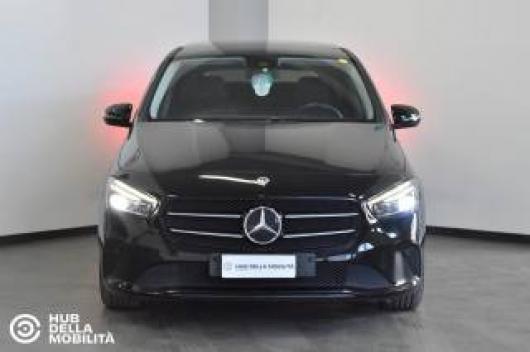 usato MERCEDES B 200