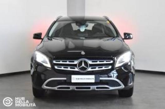 usato MERCEDES GLA 180