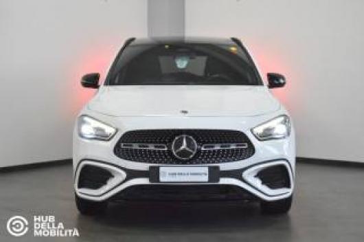 usato MERCEDES GLA 200