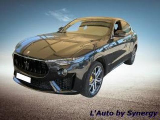 usato MASERATI Levante