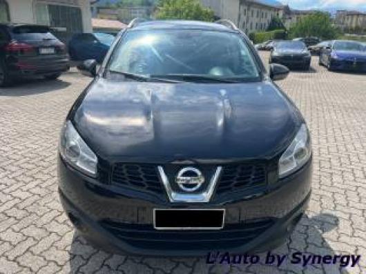 usato NISSAN Qashqai+2