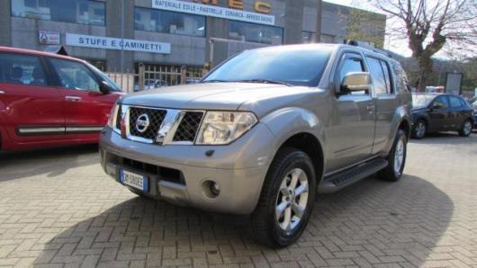 usato NISSAN Pathfinder