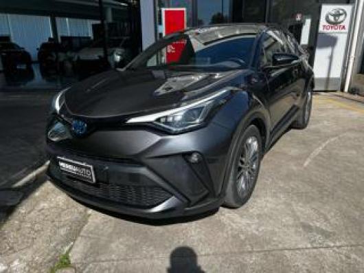 usato TOYOTA C HR