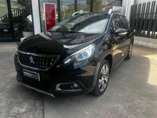 usato PEUGEOT 2008
