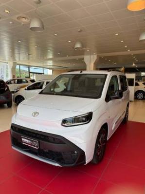 Km 0 TOYOTA Proace City Verso