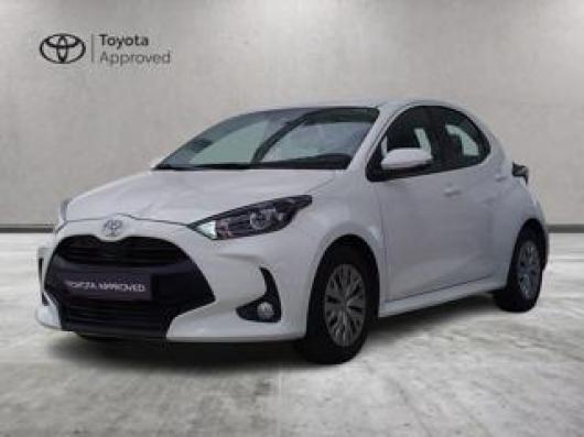 usato TOYOTA Yaris
