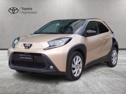 usato TOYOTA Aygo X