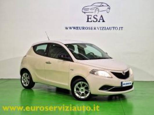 usato LANCIA Ypsilon