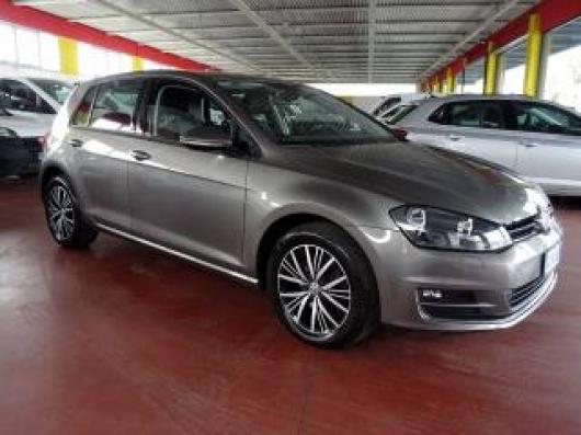 usato VOLKSWAGEN Golf